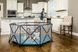 1. Regalo My Play Deluxe Extra Large Portable Play Yard